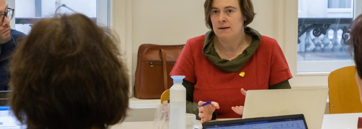 Vergadering met verschillende personen